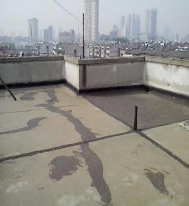 普陀漏水维修 楼顶漏水是什么原因，楼顶漏水维修方法是什么?